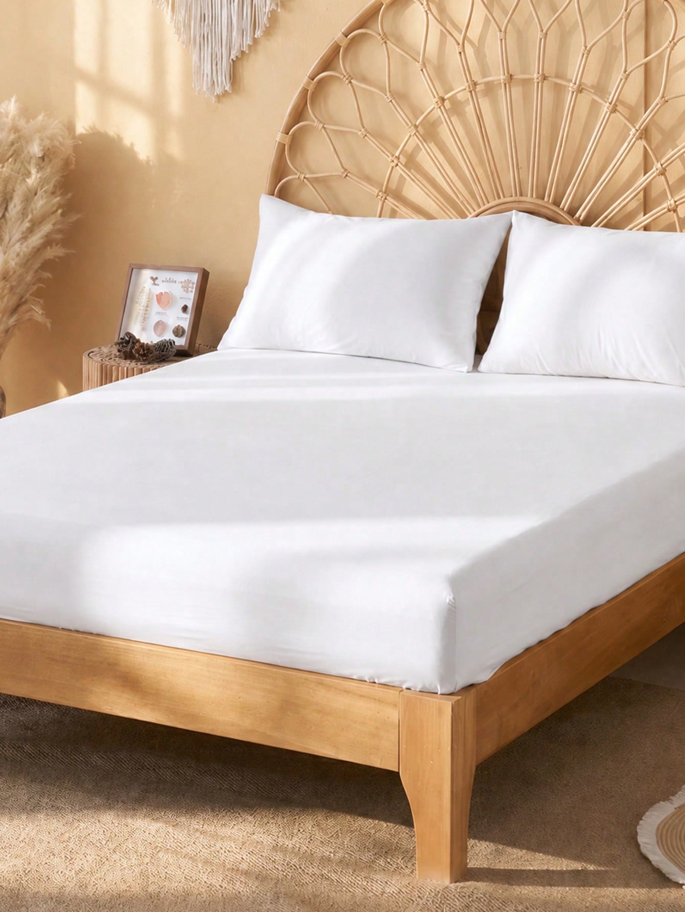 1781490467ecd52b2d6e8f9384f2a4b1fd8f21516a.jpg 1pc Super Soft Solid Color Fitted Sheet, Bedding, Lightweight Fitted Sheet, Chocolate Brown Mattress Cover, Deep Pocket Fitted Sheet, Soft & Breathable, Suitable For Single, Double, Queen, King Size Beds, All Seasons, Home Decor, Machine Washable - Image 2
